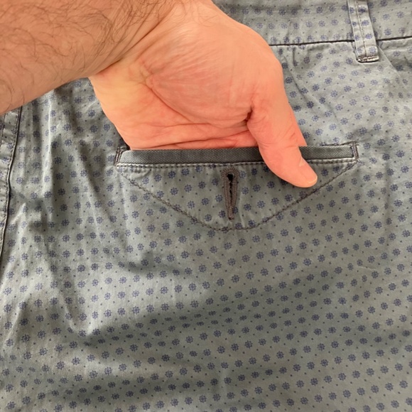 Dustin Men's Dress Shorts Size 38 Waist, Slate Colored with Small Navy Pattern - Picture 13 of 17